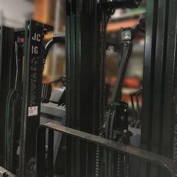 Forklift mast and lifting mechanism at Castle Eden Lift Trucks for industrial material handling.